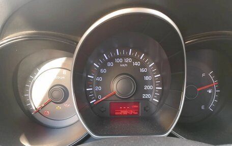 KIA Rio III рестайлинг, 2011 год, 600 000 рублей, 7 фотография