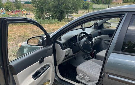 Hyundai Verna II, 2007 год, 450 000 рублей, 5 фотография