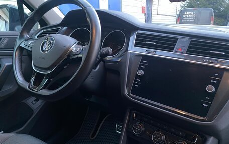 Volkswagen Tiguan II, 2020 год, 2 650 000 рублей, 10 фотография