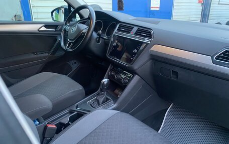 Volkswagen Tiguan II, 2020 год, 2 650 000 рублей, 9 фотография