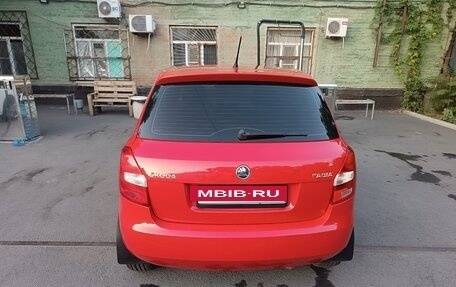 Skoda Fabia II, 2013 год, 600 000 рублей, 2 фотография