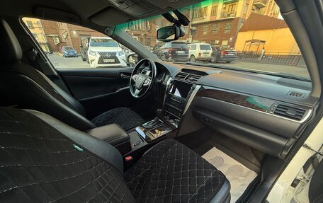 Toyota Camry, 2016 год, 2 100 000 рублей, 10 фотография