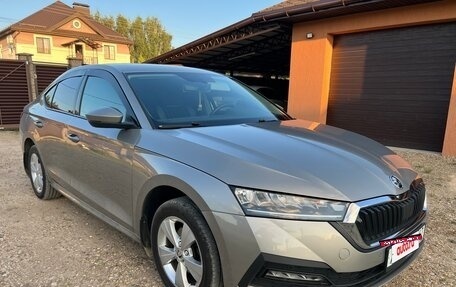 Skoda Octavia IV, 2020 год, 2 350 000 рублей, 2 фотография