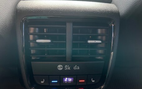 Skoda Octavia IV, 2020 год, 2 350 000 рублей, 13 фотография