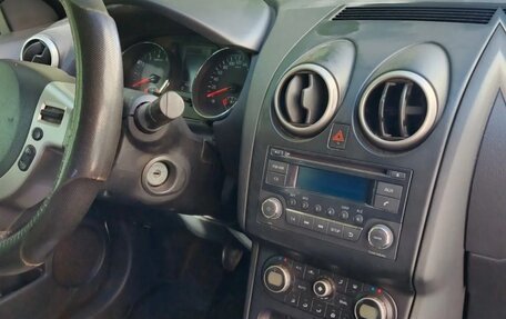 Nissan Qashqai, 2010 год, 675 000 рублей, 3 фотография