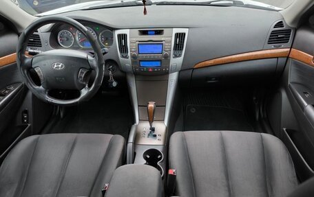 Hyundai Sonata VI, 2008 год, 850 000 рублей, 11 фотография