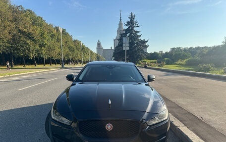 Jaguar XE I рестайлинг, 2017 год, 2 000 000 рублей, 3 фотография