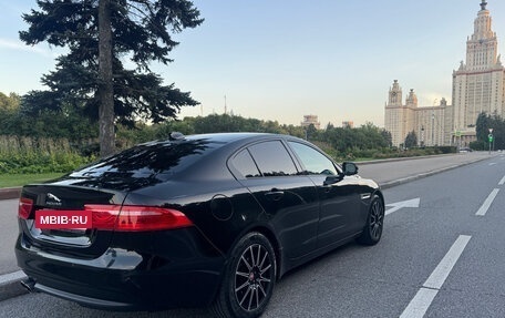 Jaguar XE I рестайлинг, 2017 год, 2 000 000 рублей, 7 фотография