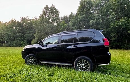 Toyota Land Cruiser Prado 150 рестайлинг 2, 2017 год, 5 700 000 рублей, 7 фотография