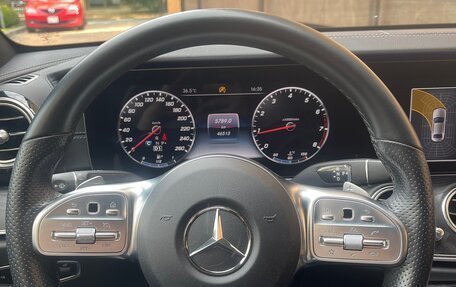 Mercedes-Benz E-Класс, 2019 год, 4 180 000 рублей, 7 фотография