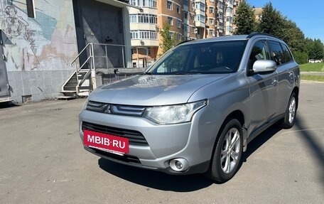 Mitsubishi Outlander III рестайлинг 3, 2012 год, 1 170 000 рублей, 5 фотография