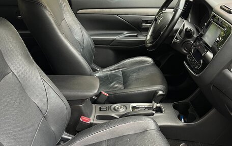 Mitsubishi Outlander III рестайлинг 3, 2012 год, 1 170 000 рублей, 17 фотография