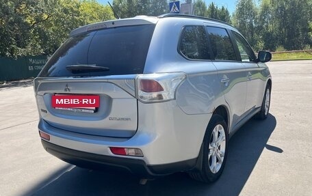 Mitsubishi Outlander III рестайлинг 3, 2012 год, 1 170 000 рублей, 7 фотография