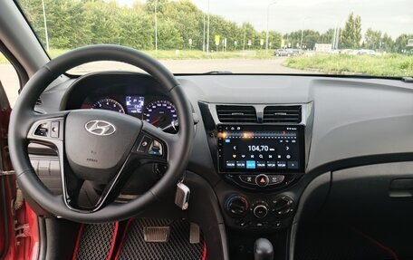 Hyundai Solaris II рестайлинг, 2015 год, 899 000 рублей, 13 фотография