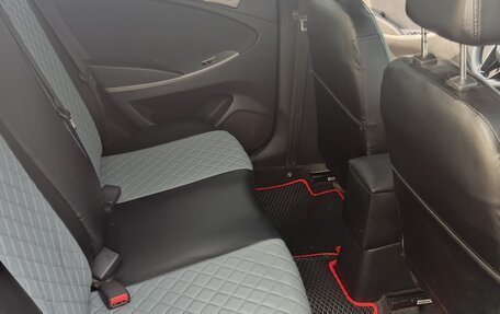 Hyundai Solaris II рестайлинг, 2015 год, 899 000 рублей, 11 фотография