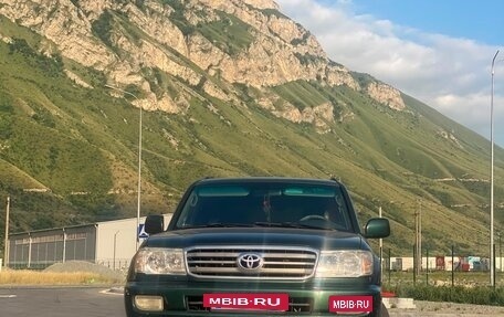 Toyota Land Cruiser 100 рестайлинг 2, 2000 год, 1 210 000 рублей, 5 фотография