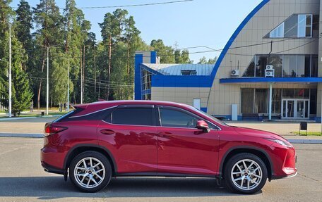 Lexus RX IV рестайлинг, 2022 год, 6 350 000 рублей, 9 фотография