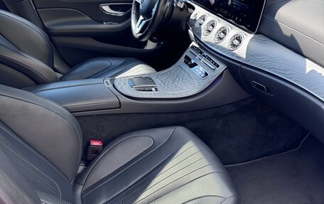 Mercedes-Benz CLS, 2020 год, 6 750 000 рублей, 15 фотография