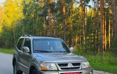 Mitsubishi Pajero III рестайлинг, 2003 год, 890 000 рублей, 1 фотография