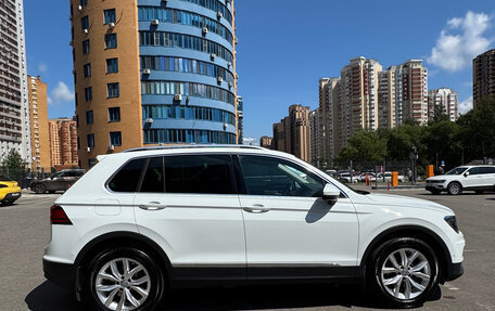 Volkswagen Tiguan II, 2020 год, 3 190 000 рублей, 3 фотография