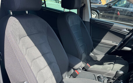 Volkswagen Tiguan II, 2020 год, 3 190 000 рублей, 16 фотография