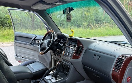 Mitsubishi Pajero III рестайлинг, 2003 год, 890 000 рублей, 12 фотография