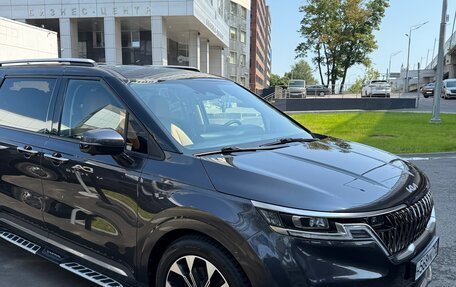 KIA Carnival, 2022 год, 3 800 000 рублей, 5 фотография