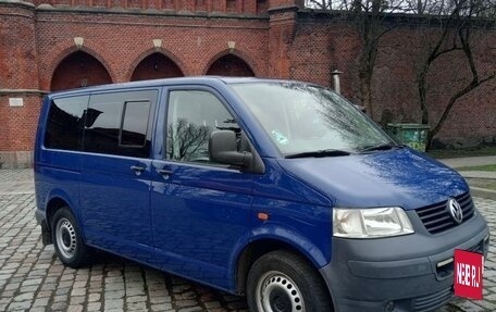 Volkswagen Transporter T5 рестайлинг, 2007 год, 1 450 000 рублей, 2 фотография