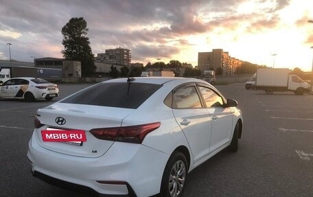 Hyundai Solaris II рестайлинг, 2019 год, 1 100 000 рублей, 3 фотография