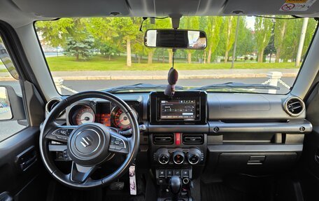 Suzuki Jimny, 2021 год, 2 600 000 рублей, 16 фотография