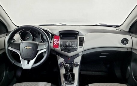 Chevrolet Cruze II, 2012 год, 620 000 рублей, 5 фотография