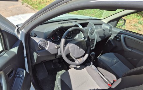 Renault Duster I рестайлинг, 2017 год, 1 000 000 рублей, 8 фотография
