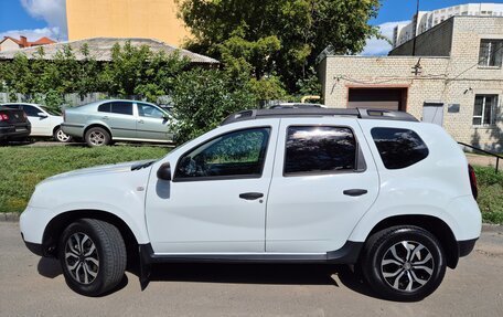 Renault Duster I рестайлинг, 2017 год, 1 000 000 рублей, 6 фотография