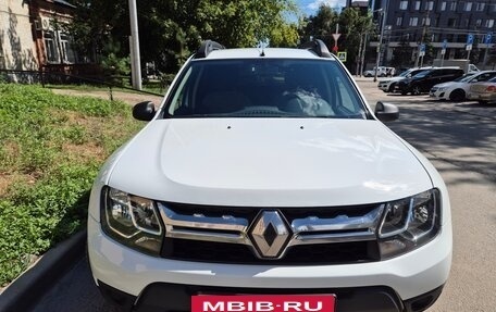 Renault Duster I рестайлинг, 2017 год, 1 000 000 рублей, 5 фотография