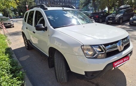Renault Duster I рестайлинг, 2017 год, 1 000 000 рублей, 2 фотография