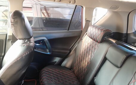 Toyota RAV4, 2010 год, 1 950 000 рублей, 7 фотография