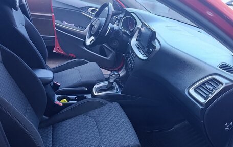 KIA cee'd III, 2021 год, 2 000 000 рублей, 15 фотография
