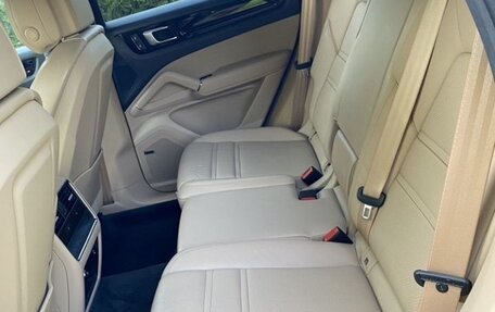 Porsche Cayenne III, 2022 год, 8 450 000 рублей, 11 фотография