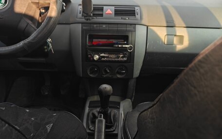 Skoda Fabia I, 2001 год, 299 999 рублей, 13 фотография