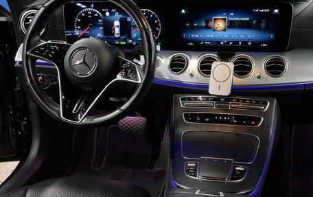 Mercedes-Benz E-Класс, 2021 год, 5 000 000 рублей, 21 фотография