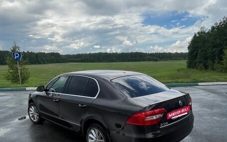 Skoda Superb III рестайлинг, 2013 год, 1 500 000 рублей, 3 фотография