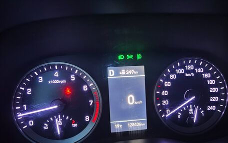 Hyundai Tucson III, 2019 год, 2 350 000 рублей, 11 фотография