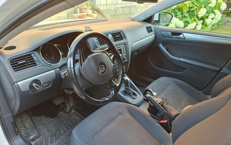 Volkswagen Jetta VI, 2016 год, 1 650 000 рублей, 3 фотография