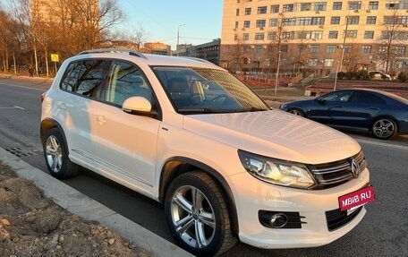 Volkswagen Tiguan I, 2015 год, 1 690 000 рублей, 2 фотография