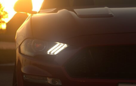 Ford Mustang VI рестайлинг, 2021 год, 5 000 000 рублей, 4 фотография