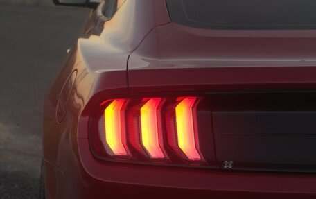 Ford Mustang VI рестайлинг, 2021 год, 5 000 000 рублей, 12 фотография