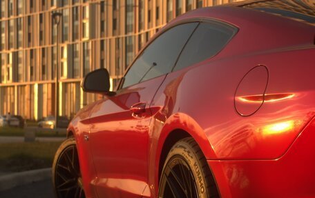 Ford Mustang VI рестайлинг, 2021 год, 5 000 000 рублей, 28 фотография