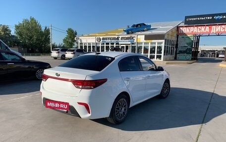 KIA Rio IV, 2018 год, 850 000 рублей, 5 фотография
