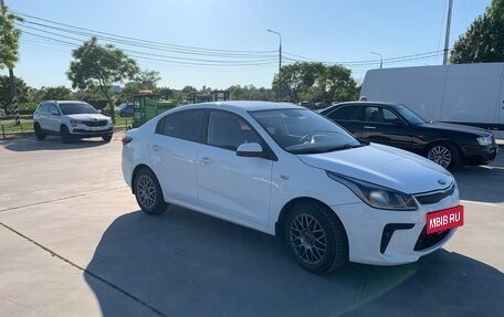 KIA Rio IV, 2018 год, 850 000 рублей, 6 фотография