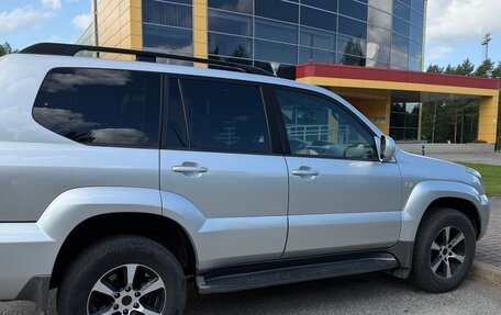 Toyota Land Cruiser Prado 120 рестайлинг, 2008 год, 2 350 000 рублей, 6 фотография